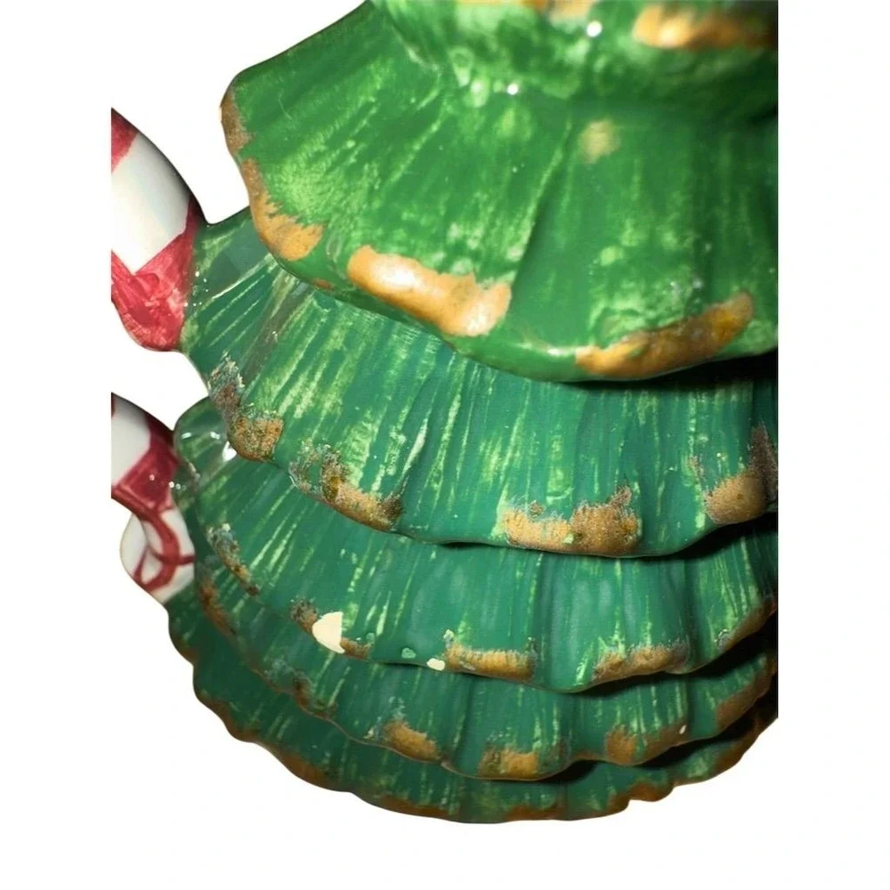 Santa‎ Claus Christmas Teapot with Tree & Gifts Ceramic Festive Decor small chip